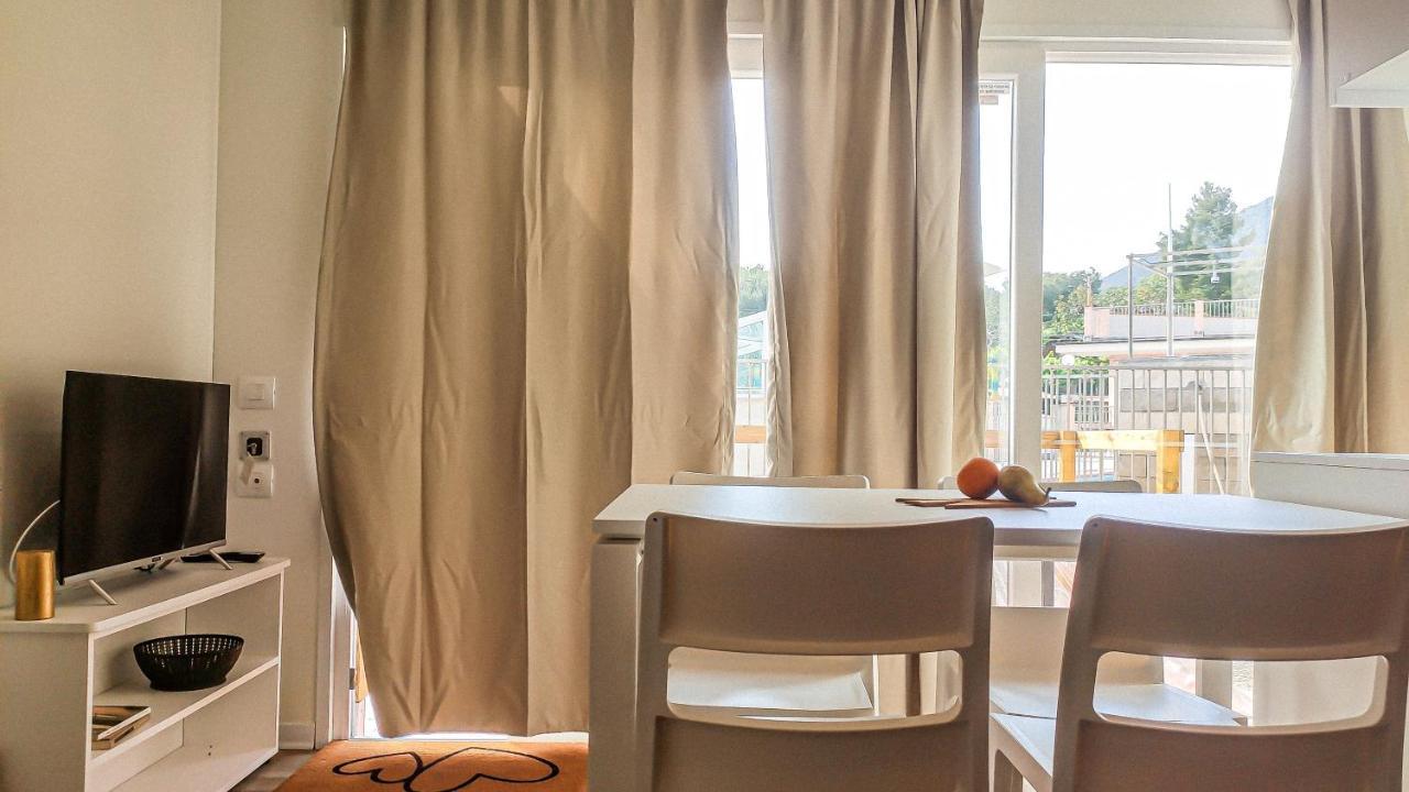 Hotel La Pineta à Albenga Extérieur photo