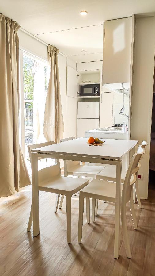 Hotel La Pineta à Albenga Extérieur photo