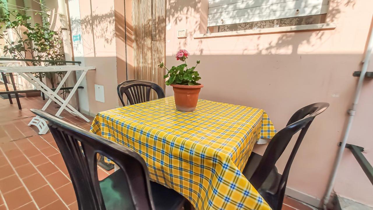 Hotel La Pineta à Albenga Extérieur photo
