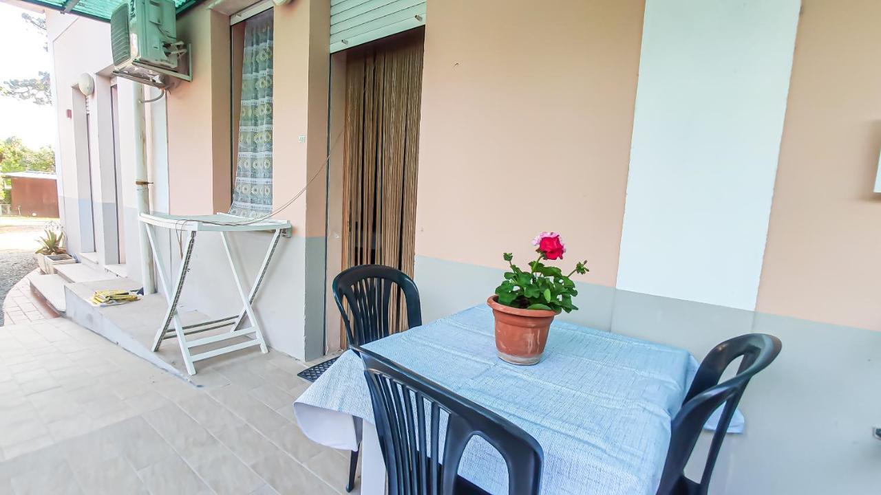Hotel La Pineta à Albenga Extérieur photo