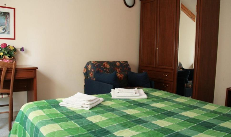 Hotel La Pineta à Albenga Extérieur photo