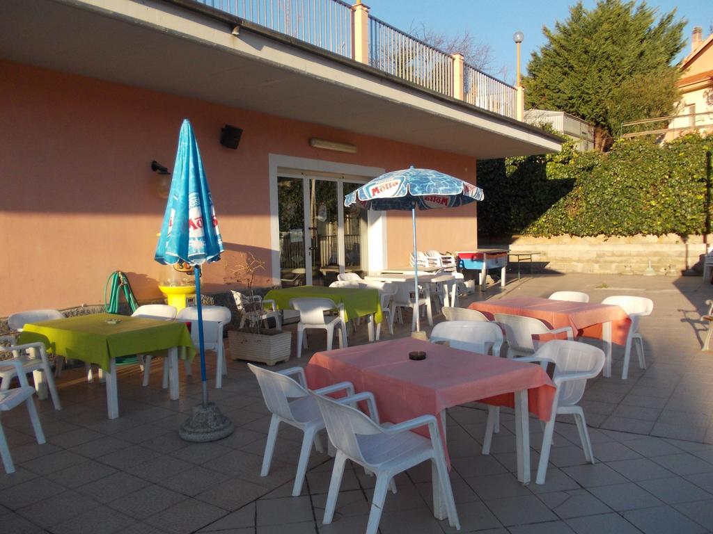 Hotel La Pineta à Albenga Extérieur photo
